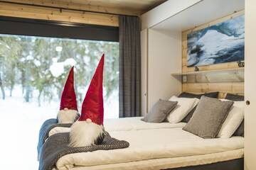Фото номера Улучшенное шале Лоджи Arctic Circle Wilderness Resort г. Викаярви 5
