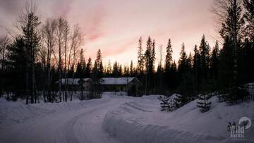 Фото номера Шале с двумя спальнями Лоджи Arctic Circle Wilderness Resort г. Викаярви 21