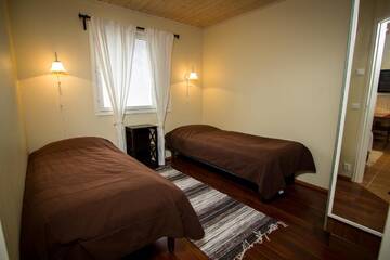 Фото номера Шале с двумя спальнями Лоджи Arctic Circle Wilderness Resort г. Викаярви 6
